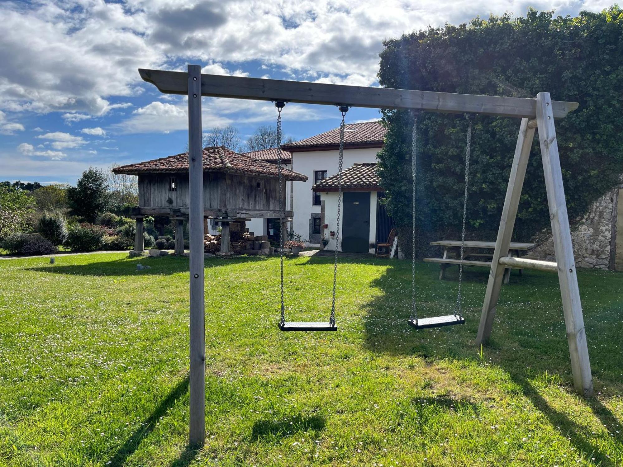 La Ribera De Pria Pension Villanueva de Pria Buitenkant foto