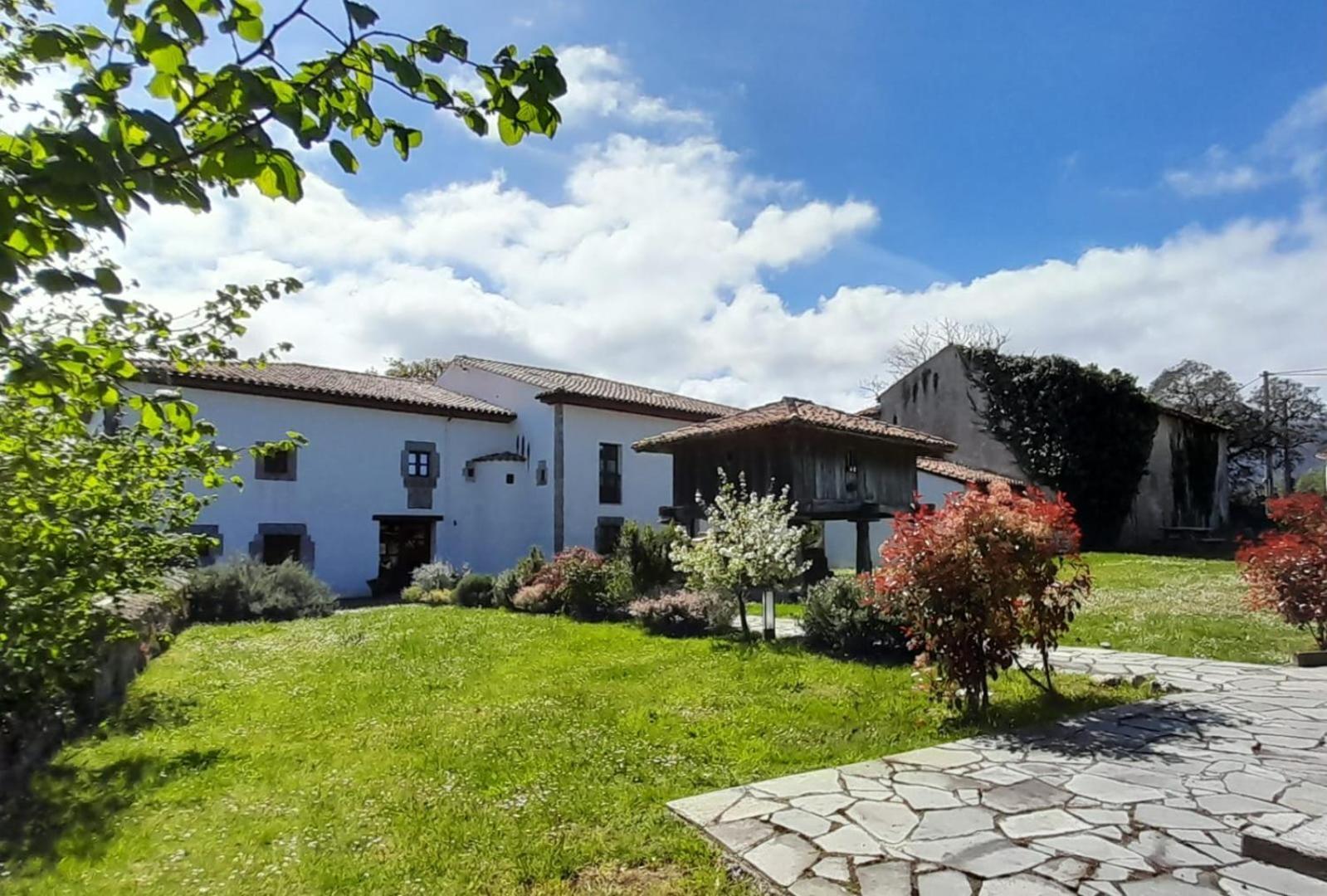 La Ribera De Pria Pension Villanueva de Pria Buitenkant foto